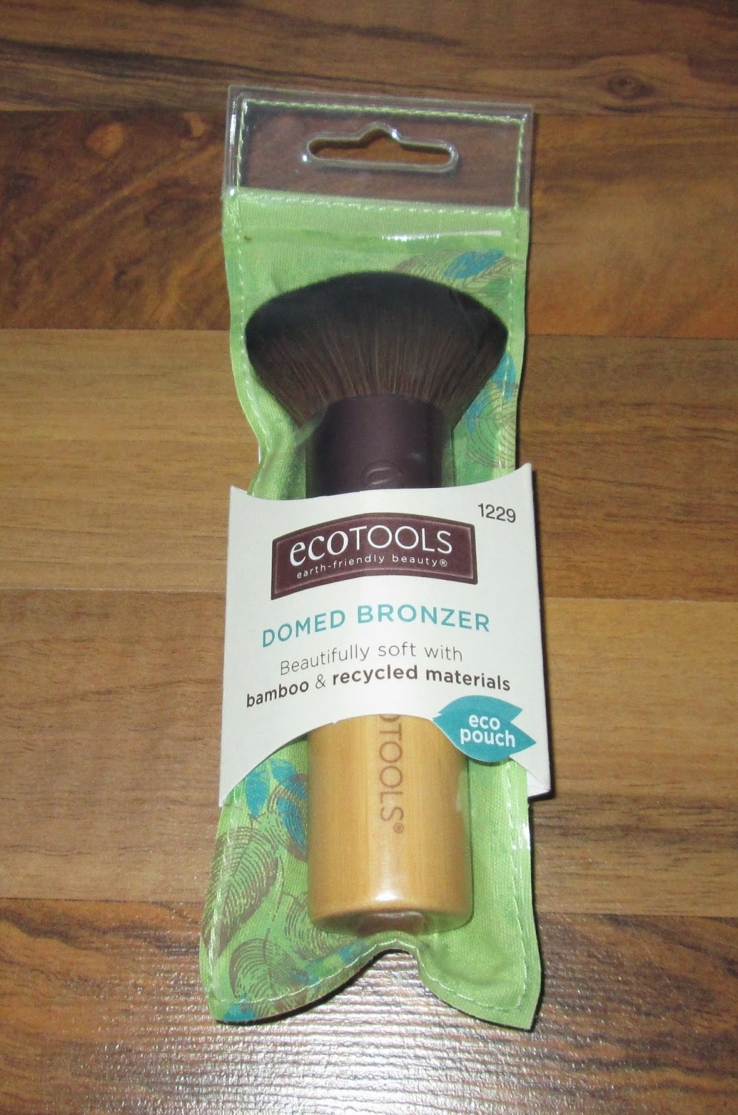 [Review] EcoTools Domed Bronzer Brush