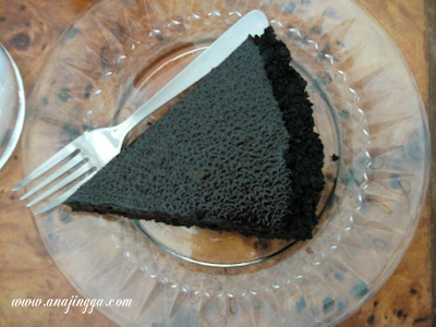 dark chocolate tart