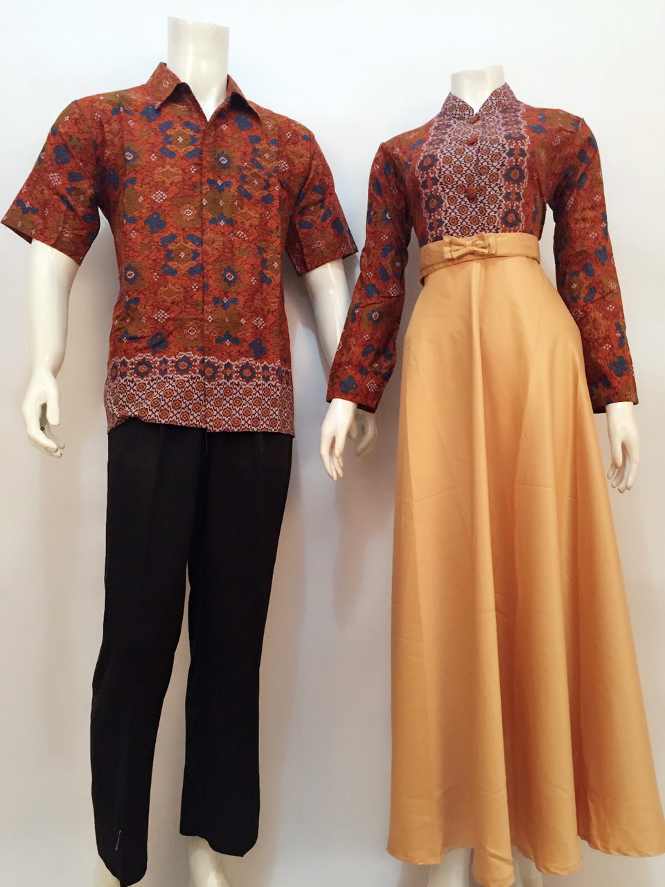 Model baju Gamis Batik Kombinasi Polos Terbaru  50+ Top Baru Model Baju Gamis Kombinasi Batik
