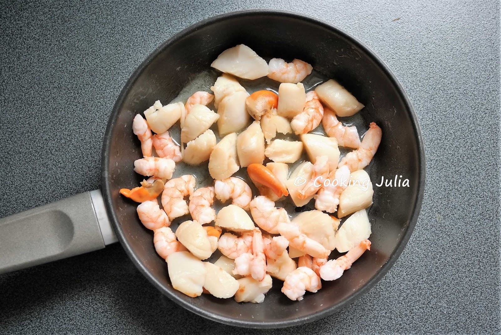 Bouchée à La Reine Fruit De Mer Thermomix COOKING JULIA : BOUCHÉES À LA REINE AUX FRUITS DE MER