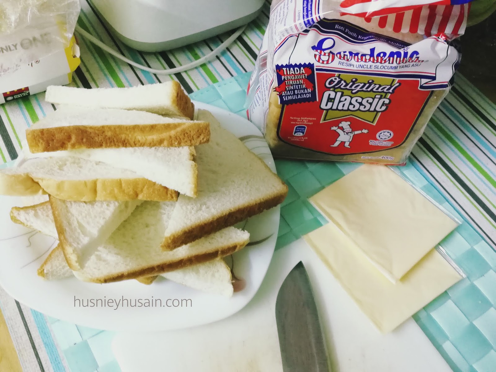 Resepi Ringkas Roti Sardin Bersalut Telur Husniey Husain