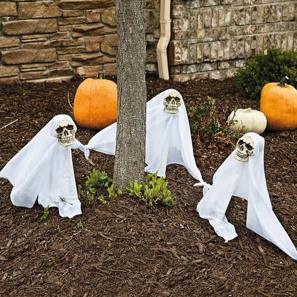 Halloween party decoration in the garden