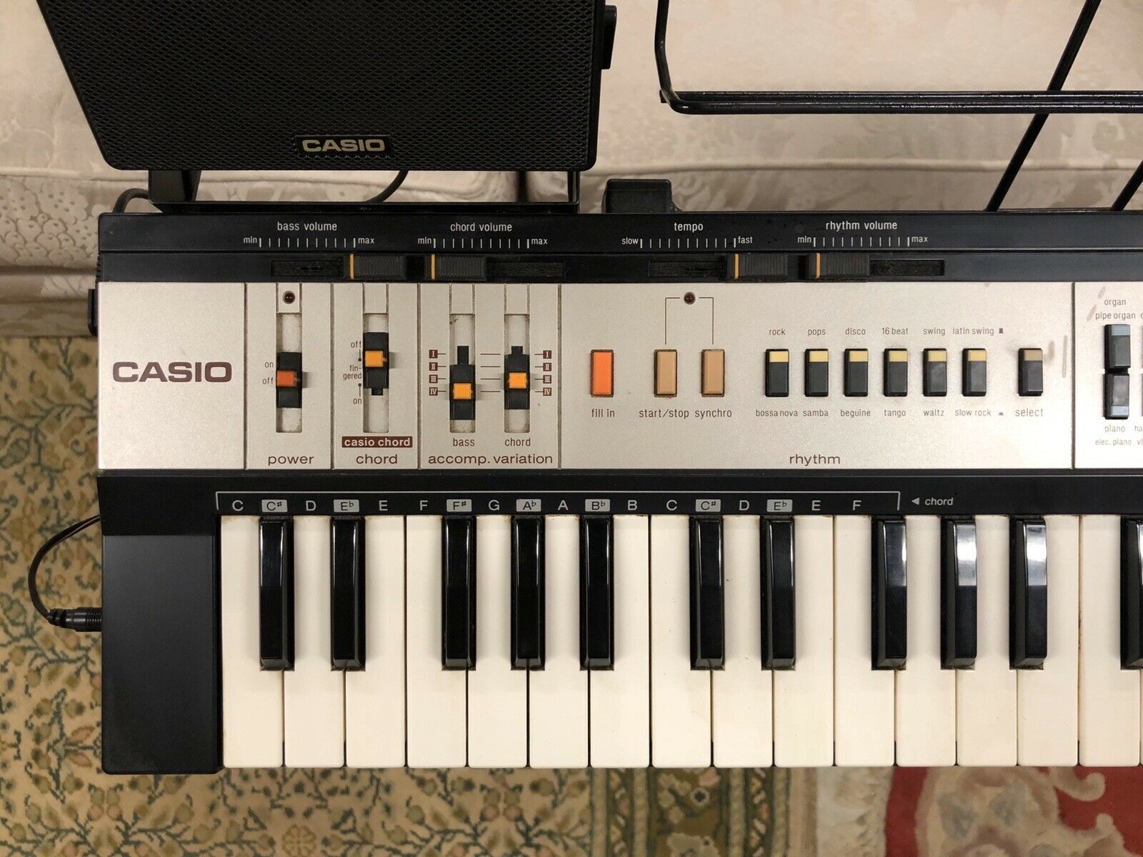 MATRIXSYNTH Vintage Casio MT400V Analogue Synth Keyboard With Stand