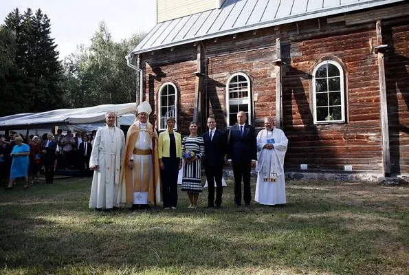 Crown Princess Victoria and Prince Daniel attended the re-opening ceremony of St. Michael Church