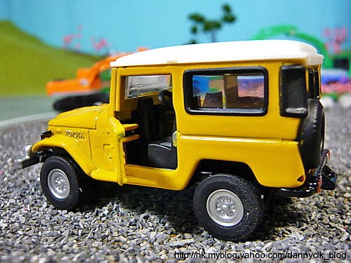 tomica fj40