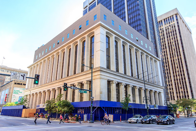 Renaissance Denver Downtown Hotel. Beautifully restored hotel in Downtown Denver. Luxury Denver Marriott Hotel with on site dining, amenities and more.