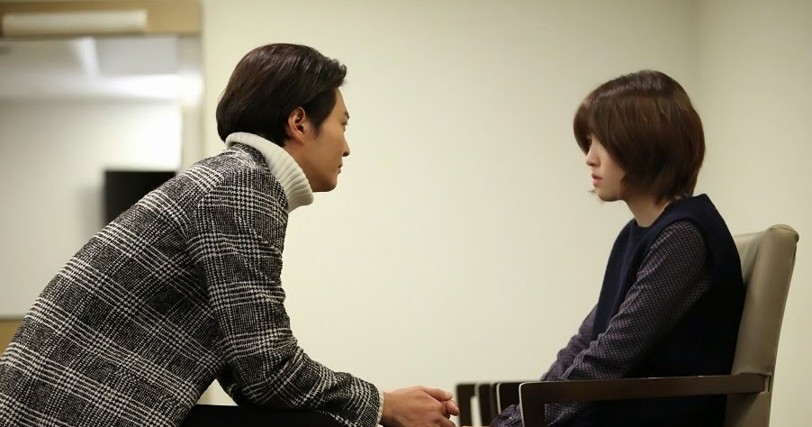 Tomorrow lesson. Duolingo funny. You never know what tomorrow holds. Мем дуолинго с ножом. Quotes for every day.