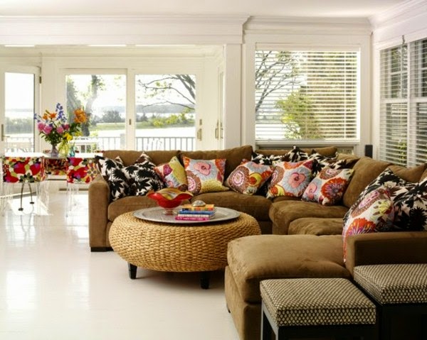 Rattan table &#8211; many great examples!