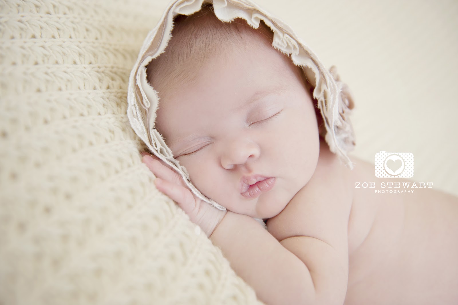 Zoe Stewart Photography newborn & child portrait photographer Edinburgh