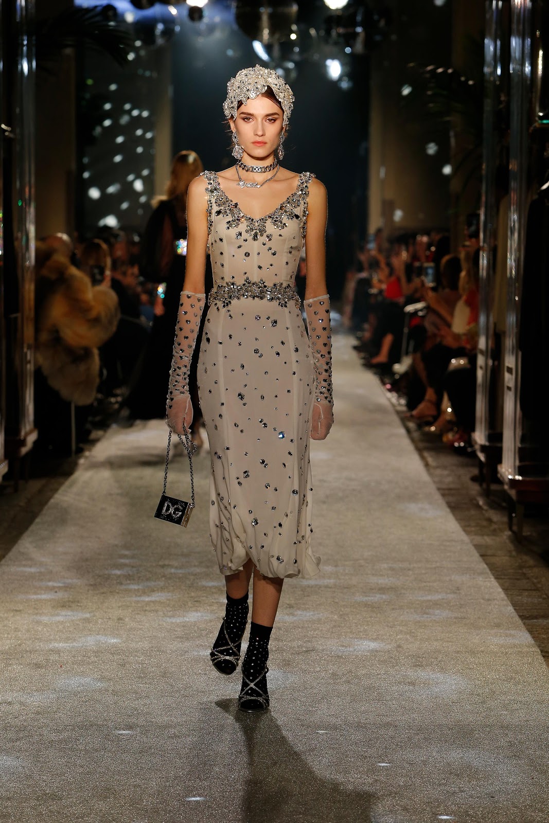 Runway: SECRETS&DIAMONDS by Dolce & Gabbana | Cool Chic Style Fashion
