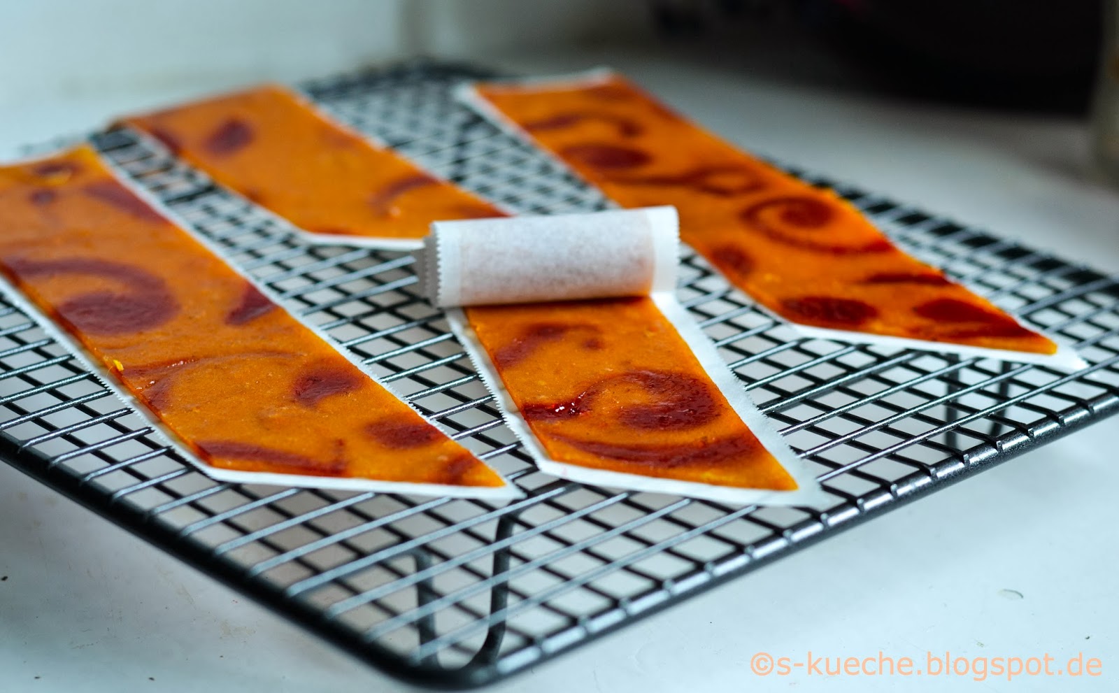 Himbeer-Limetten und Pfirsich Melba Fruchtscheibchen aka Fruchtleder ... Himbeer-Limetten und Pfirsich Melba Fruchtscheibchen aka Fruchtleder ...