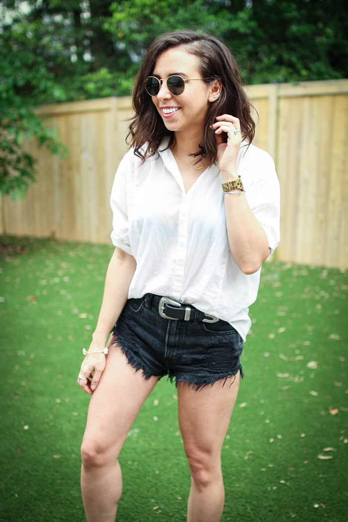 what to wear to a casual summer BBQ | A.Viza Style | abercrombie shorts - joie kidmore sneakers - rayban round sunglasses