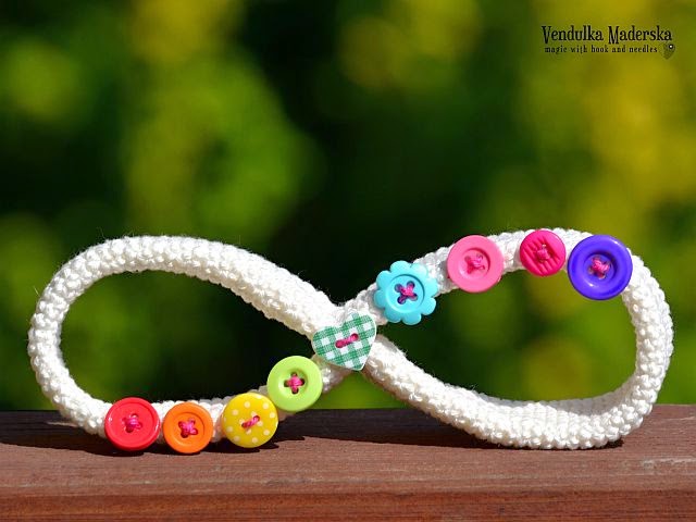 crochet infinity symbol