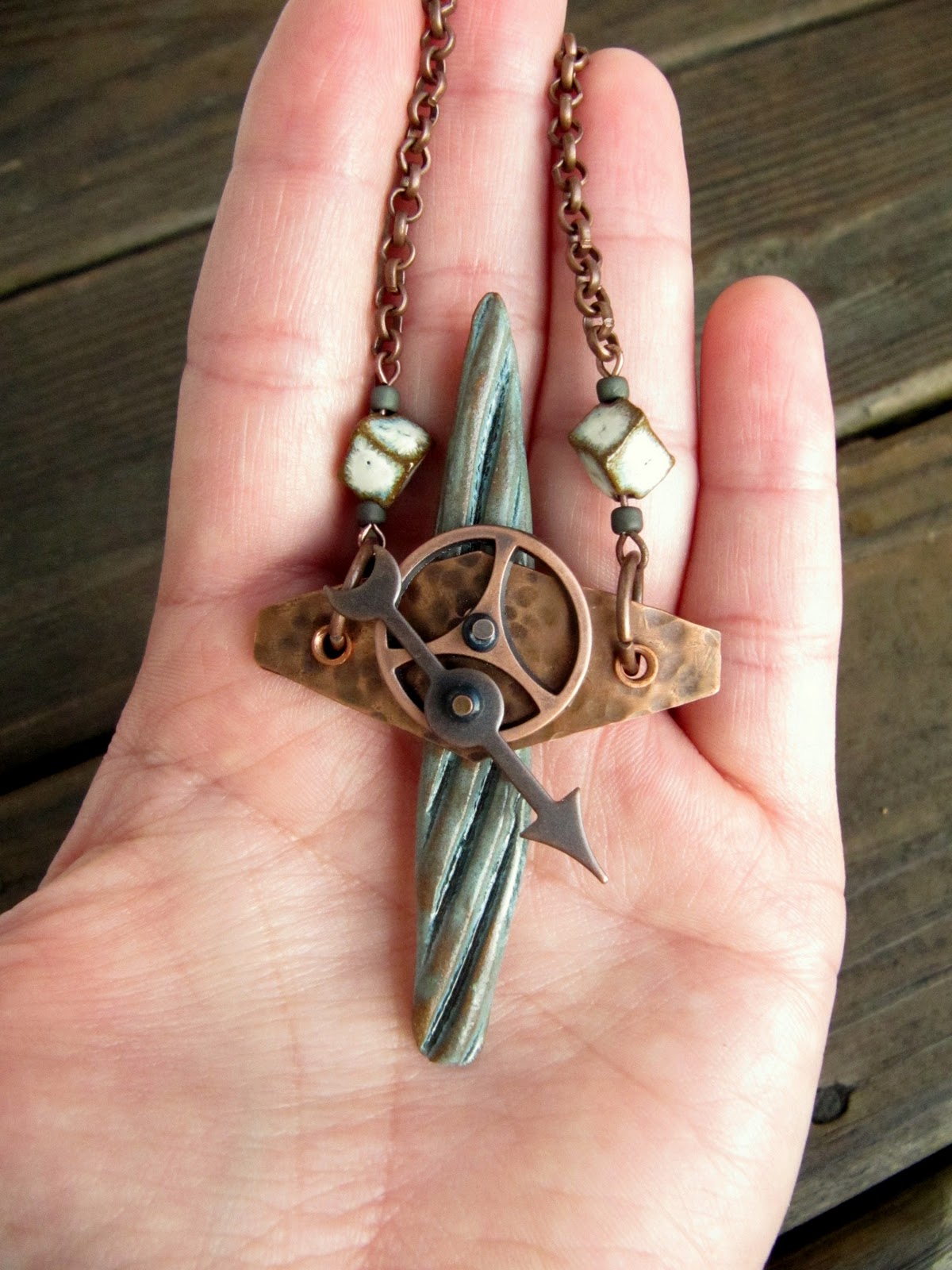 La Bella Joya: Artisan Clay: The Clock and Dagger