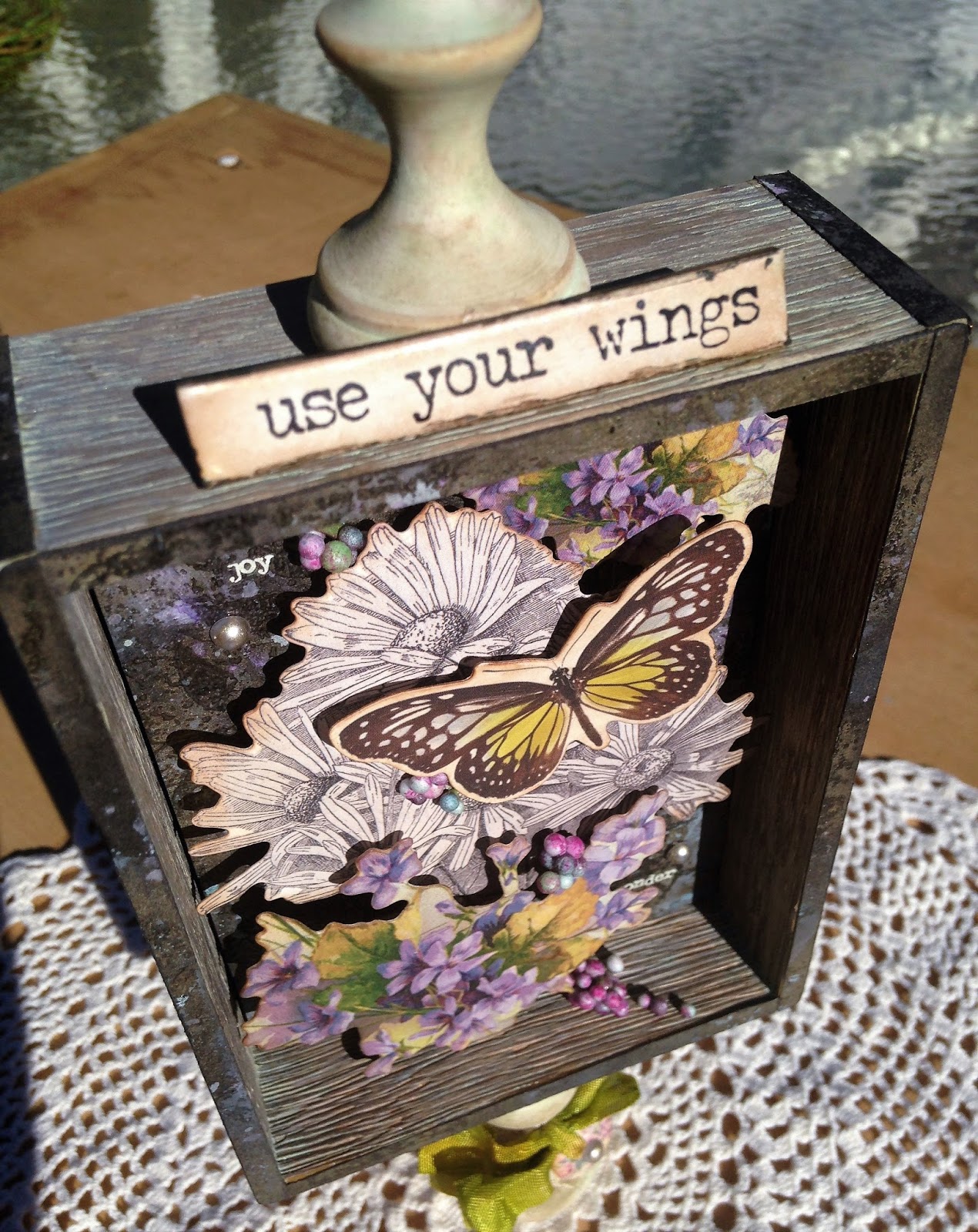 sarascloset: Vintage Shadow Box with Tim Holtz Ideaology and Prima Wax