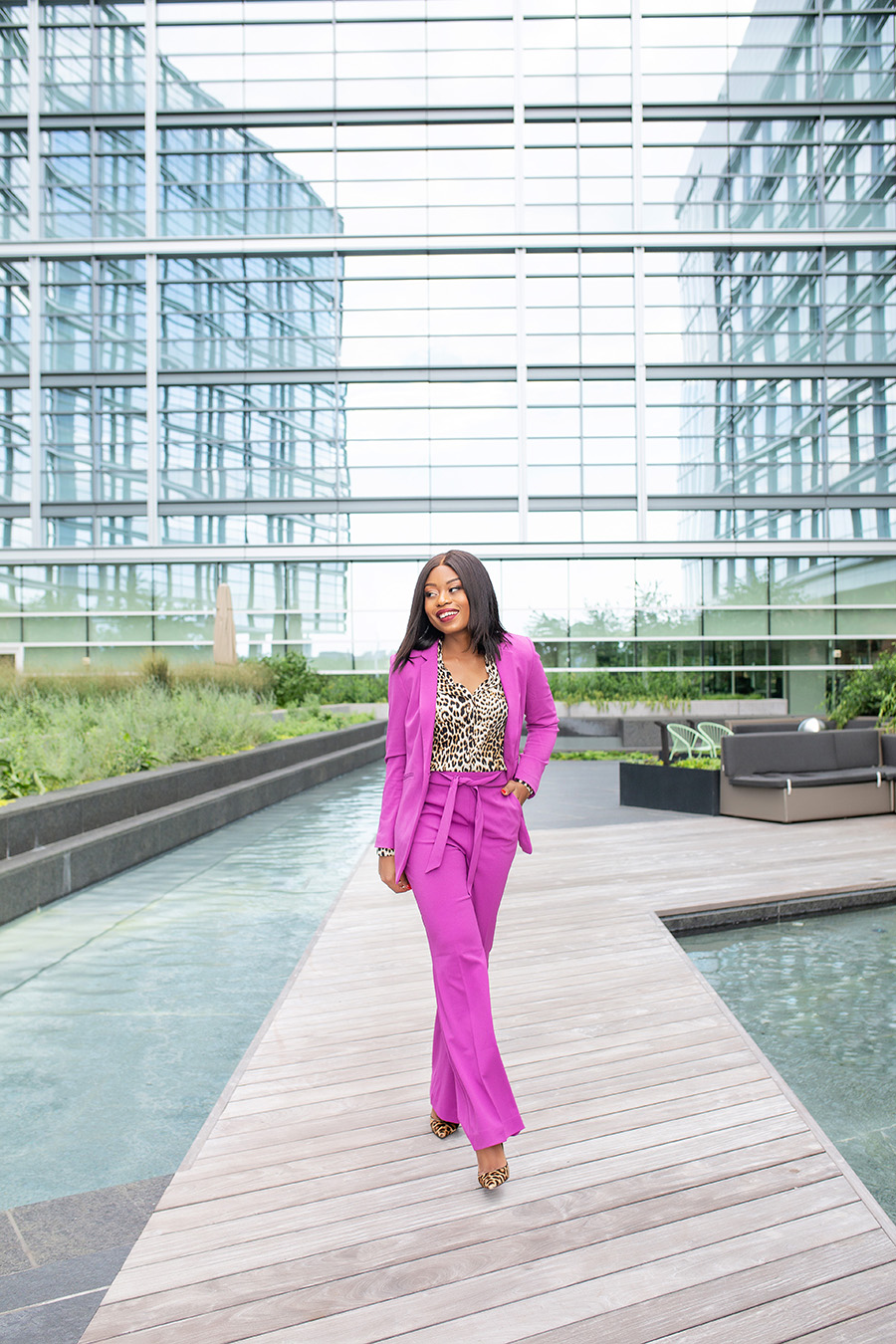 Stella-adewunmi-of-jadore-fashion-shares-how-to-wear-bold-color-suit-for-fall