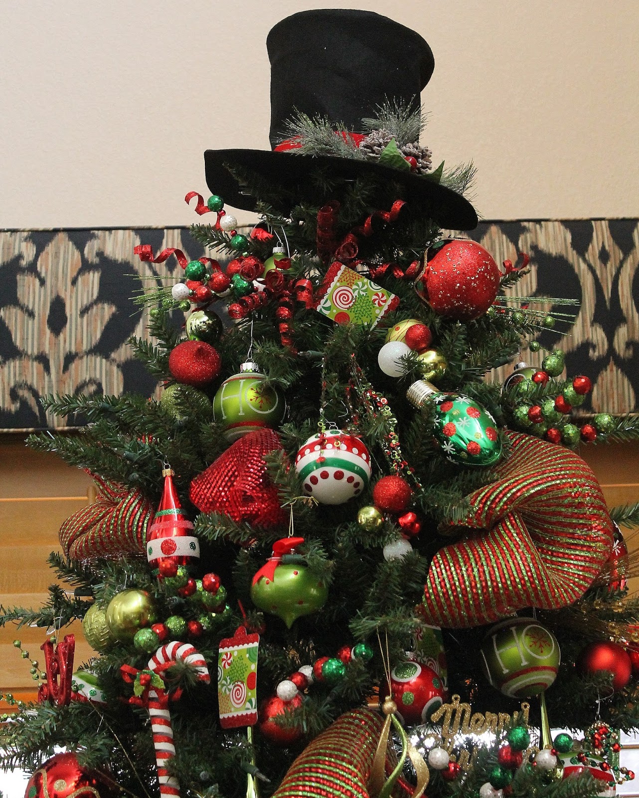 Southern Seazons Christmas tree is finally done