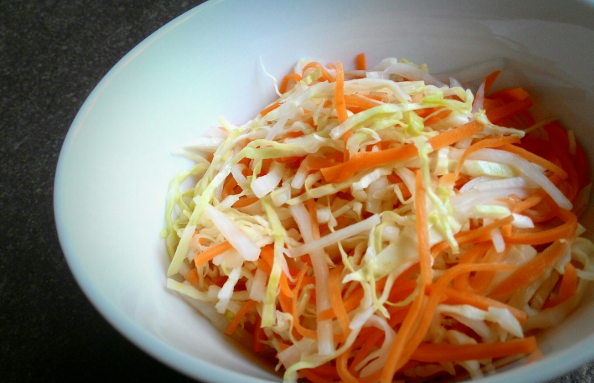 Kol parut atau gubis yang sering disajikan sebagai salad