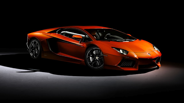 LAMBORGHINI AVENTADOR CAR Picture