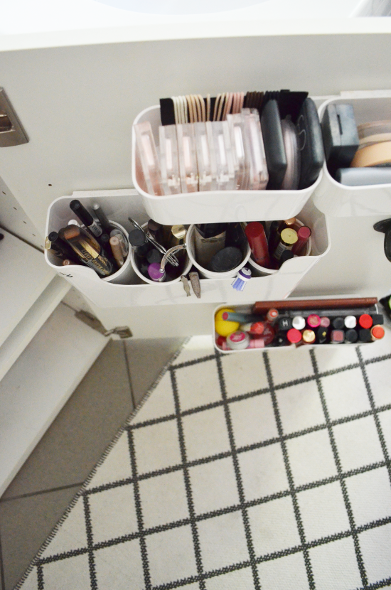 Waschbeckenunterschrank Organizer