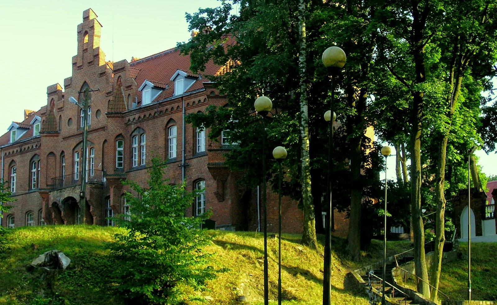 CZY WARTO ODWIEDZIĆ OLECKO? Skrajem dróg