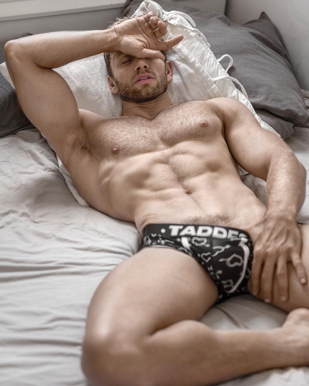We’ve seen gorgeous, scrumptious, delectable, sexy and muscled hunk Davide ...