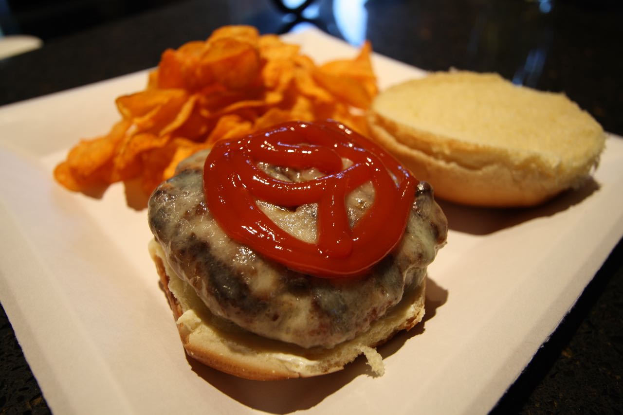 The Roediger House Meal No. 1580 Juicy Burgers on the Grill