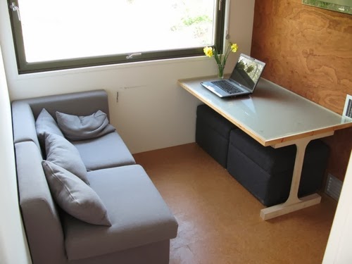 03-Living-Area-Engineer-Mike-Page-Cube-Micro-House-QB2-12m²-www-designstack-c