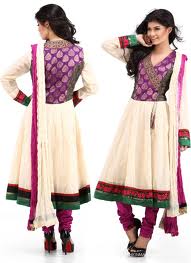 Pakistani Girls Modern Dressing Style 