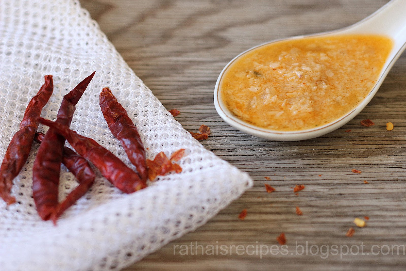 Rathai's Recipes Coconut chutney Thaalicha sambal