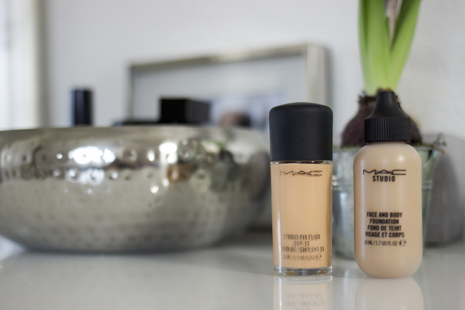 Mac cosmetics, Make Up, Studio fix fluid, Face and Body