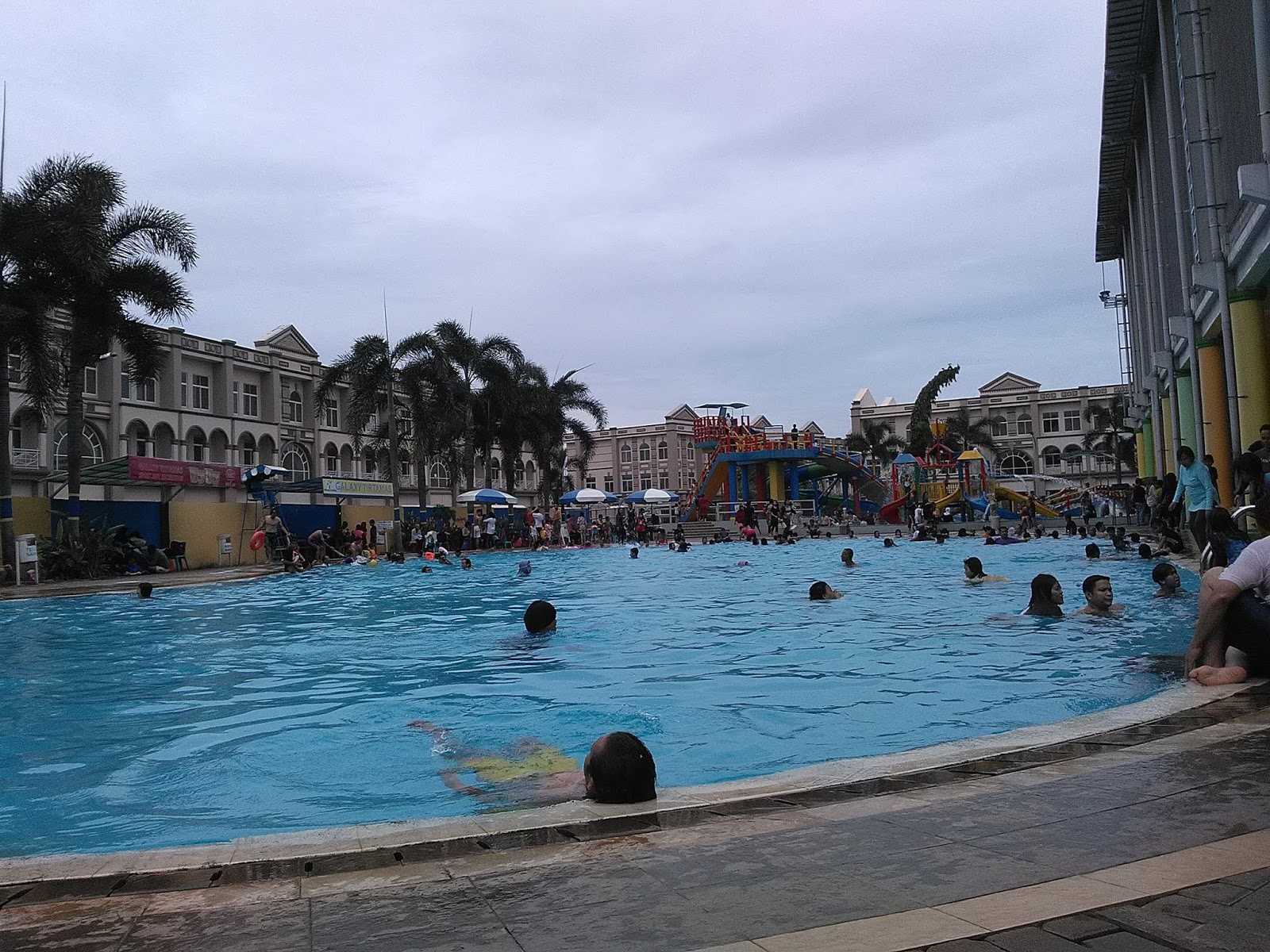 Kolam Renang Galaxy Tirtamas Bekasi Sport and Information