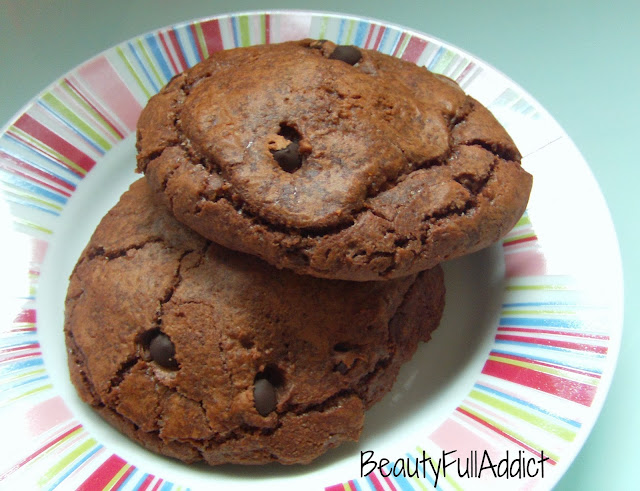 BeautyFull Addict: Baking Post: Nutella Caramel Cookies