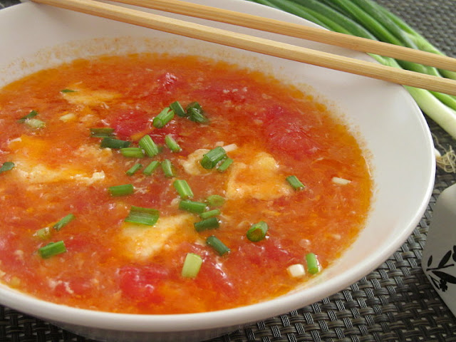 Китайский томатный суп с яйцом (Сихунши Цзидань Тан, 番茄蛋汤)
