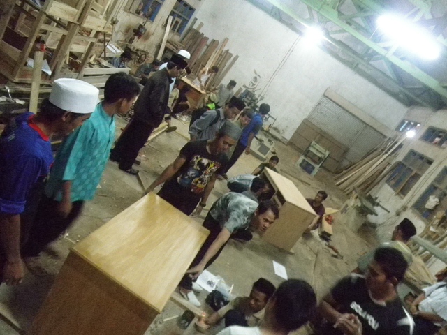 Pesantren Terus Kembangkan Tradisi Mandiri Dengan Berwirausaha