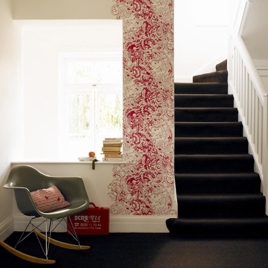 Walls: Wallpaper Trends....A little here and a touch there