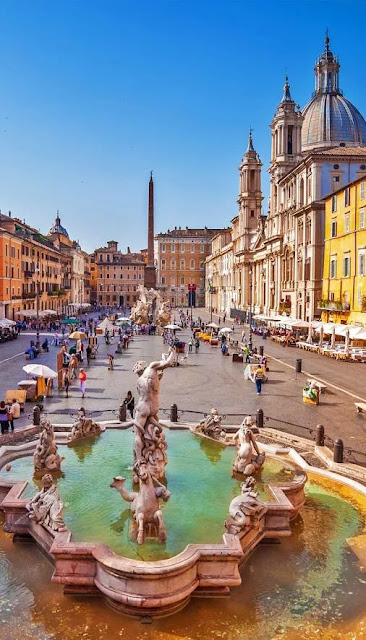 Italy Travel Guide: 10 Best Places to Visit in Rome -  Piazza Navona