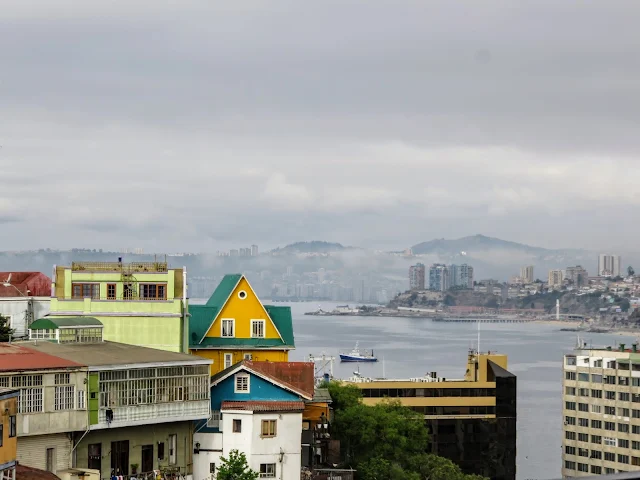 Yellow house and sea views on a day trip to Valparaíso Chile from Santiago
