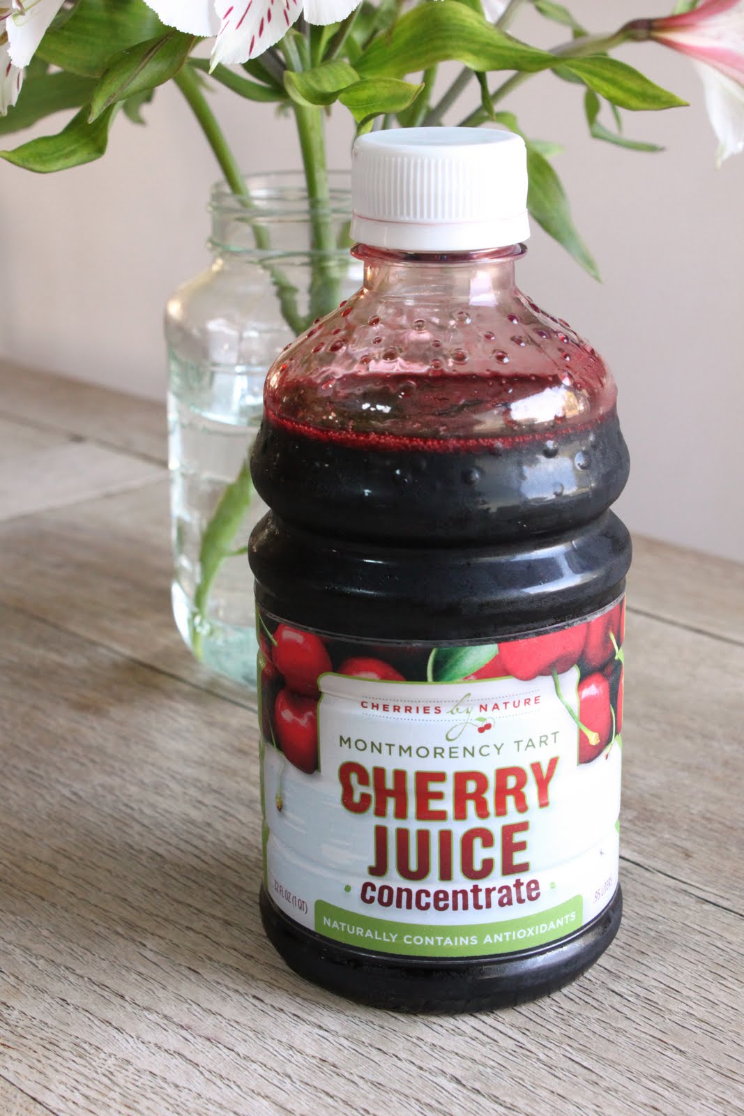 Sour cherry pie smoothie