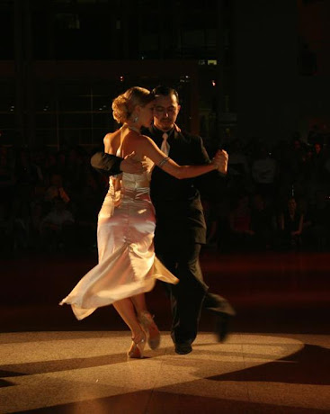 ..MARIANO Y COSIMA ACTUARON EL 12 DE OCTUBRE EN LA MILONGA DE SIEMPRE