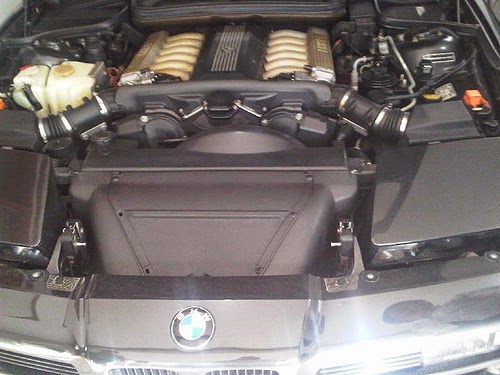 Mobil Motor Classic Bmw E31 850ci 1998