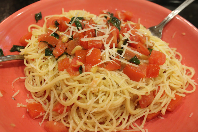 Keeping up with the Kiddos Meatless Monday Tomato Basil Capellini