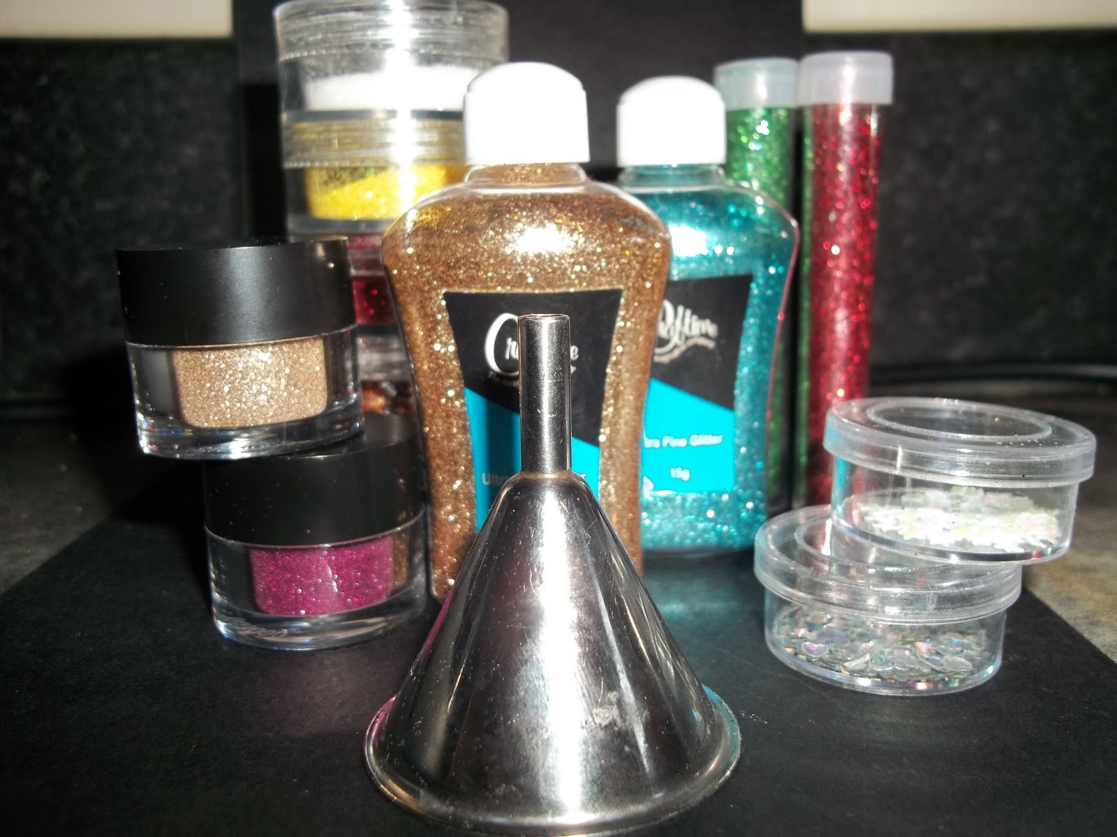 AnyOldThing How to Make Glitter Nail Polish