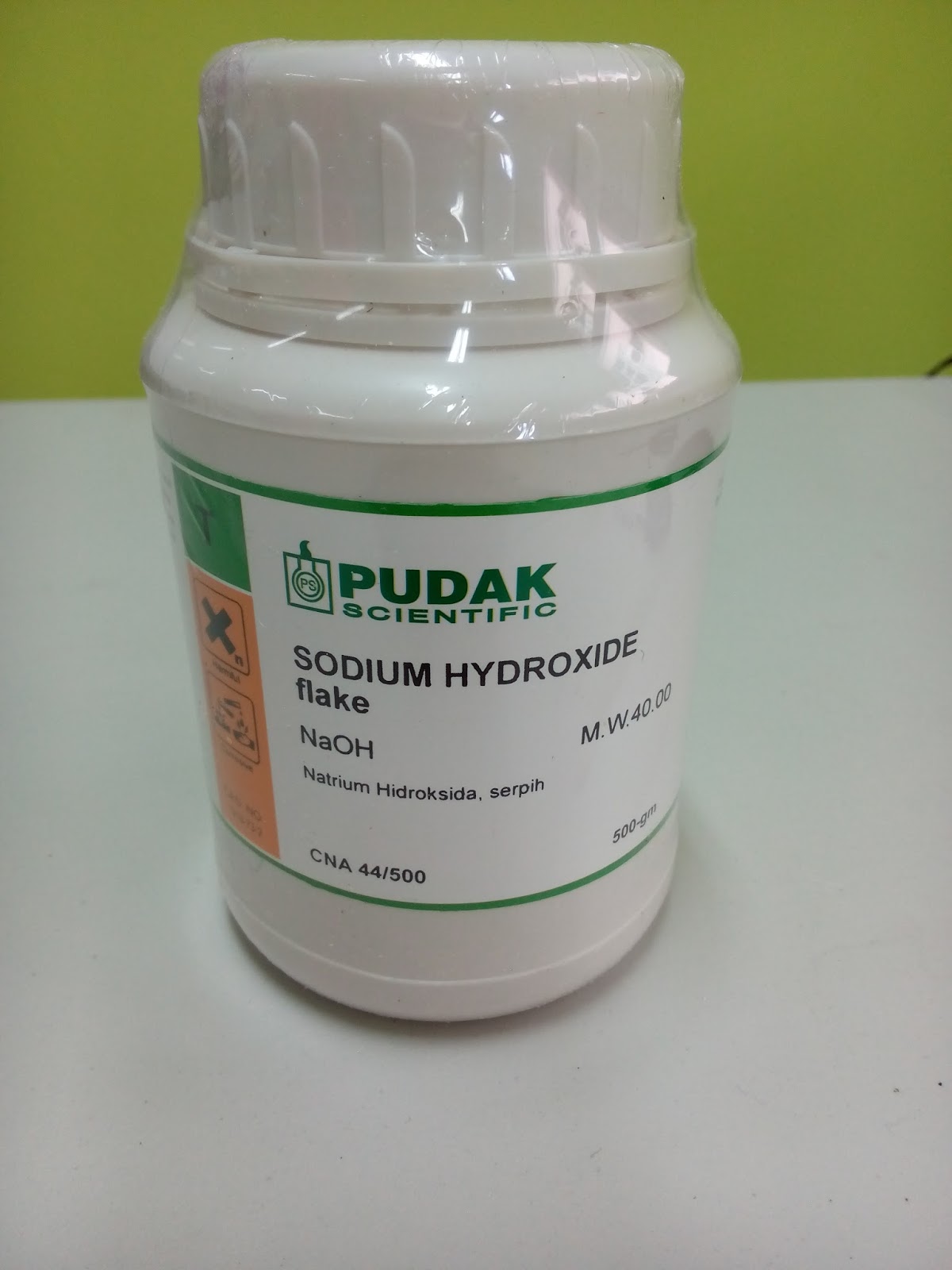 NaOH | Laboratorium IPA Terpadu