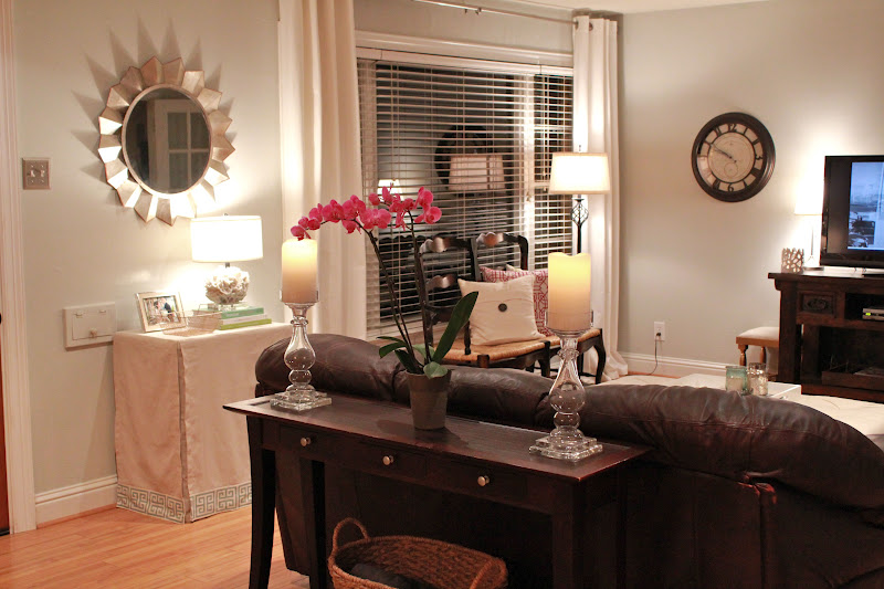 Fresh and Fancy {DIY} Skirted Table Cover