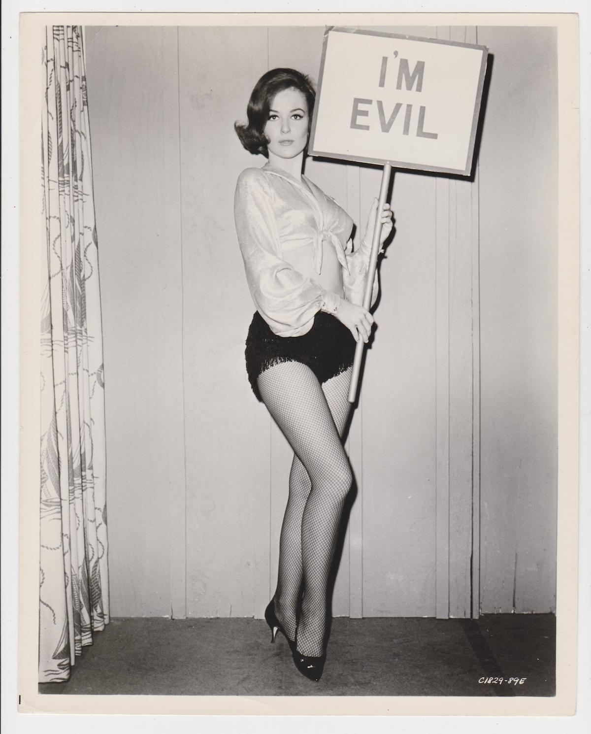 Vintage Snapshots Of Women Posing With Hilarious Signs Vintage