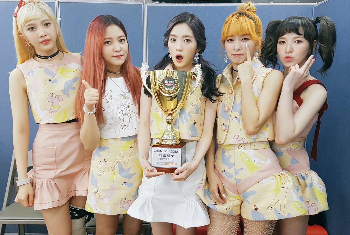 레드 벨벳 레벨 업 갤러리 목공: 레드벨벳 갤러리