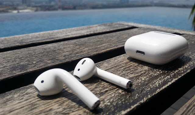 Apple AirPods and Charging Case