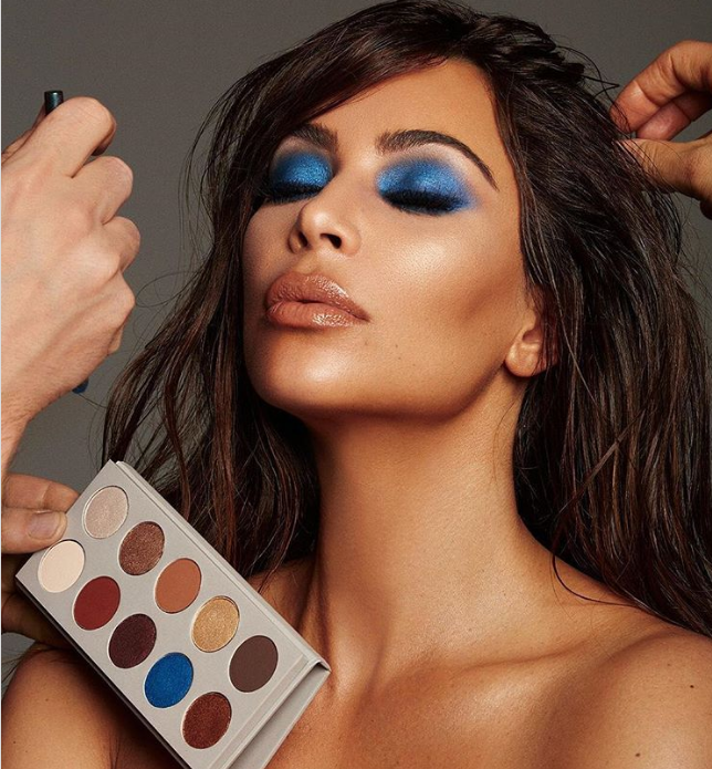 Make Life Easier Kim Kardashian Uses This 6 Mascara For Long, Dark Lashes