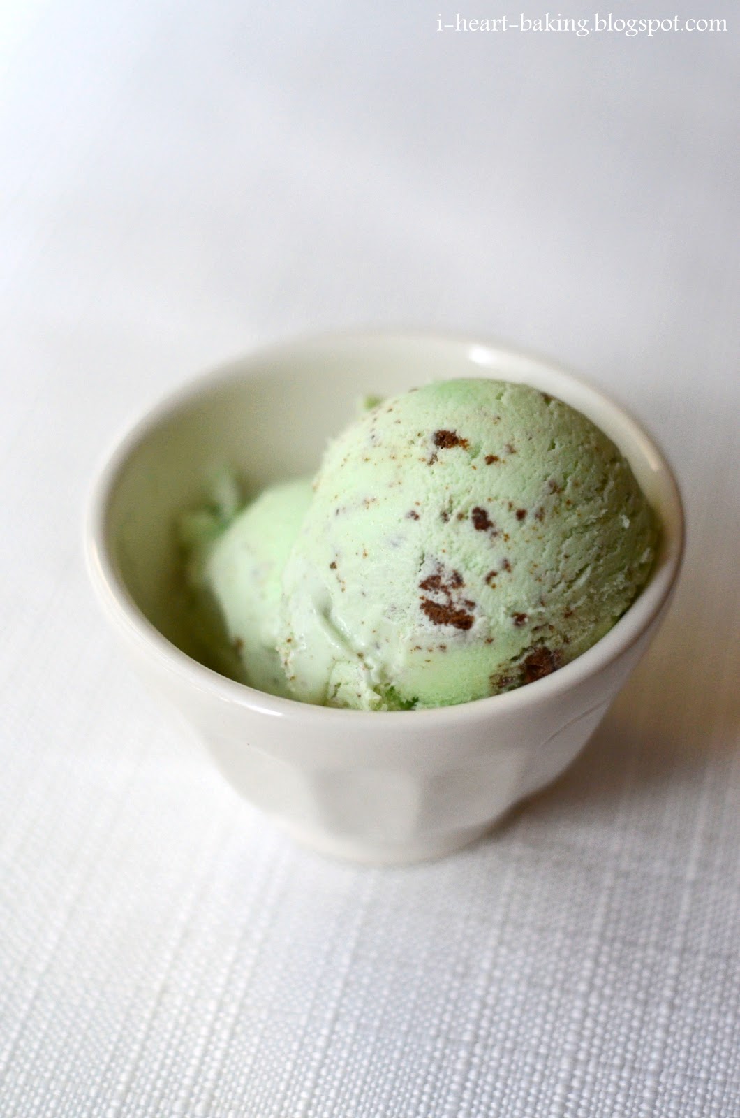 i-heart-baking-mint-thinmint-ice-cream